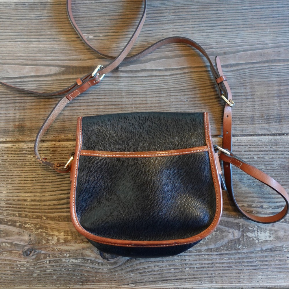 Dooney & Bourke Crossbody Bag Black Tan Pebble Leather Chevron Preppy Equestrian - Picture 2 of 15